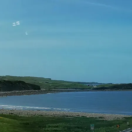 ロッジ Wild Atlantic ラヒンチ